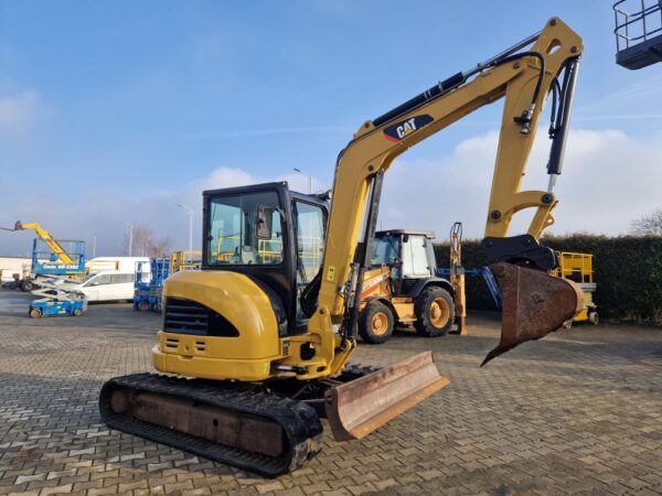 Caterpillar 305 D