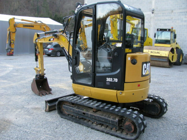 Caterpillar 302.7D - Image 2